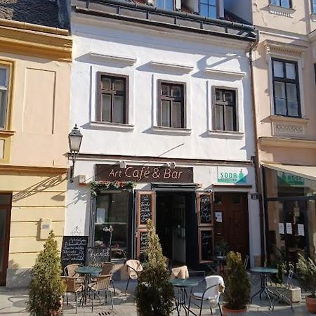 Soda Apartman Дьёр Экстерьер фото