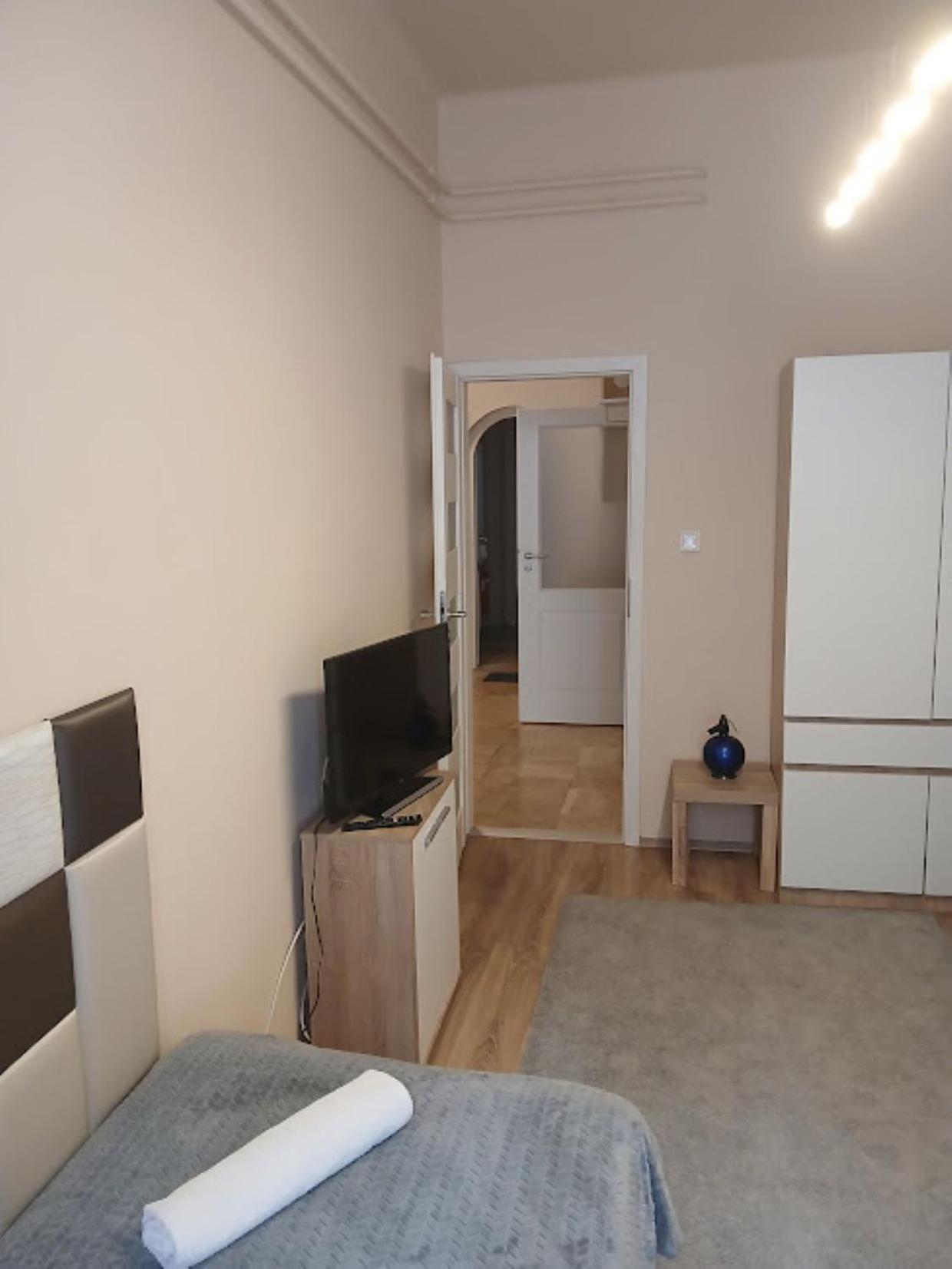 Soda Apartman Дьёр Экстерьер фото
