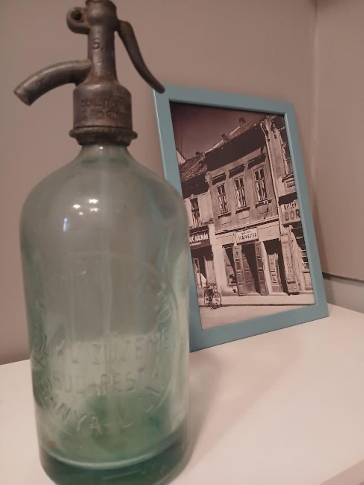 Soda Apartman Дьёр Экстерьер фото