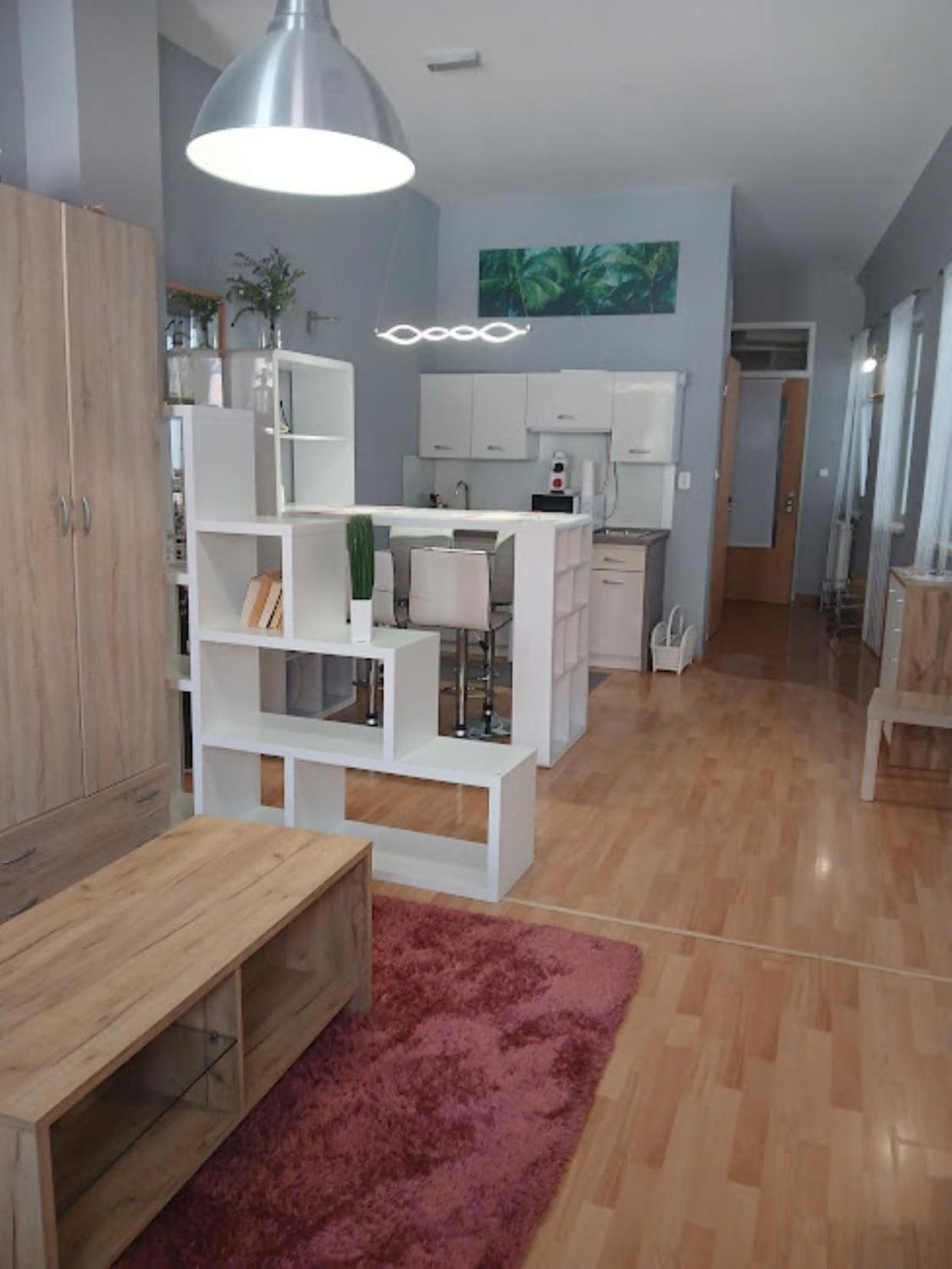 Soda Apartman Дьёр Экстерьер фото