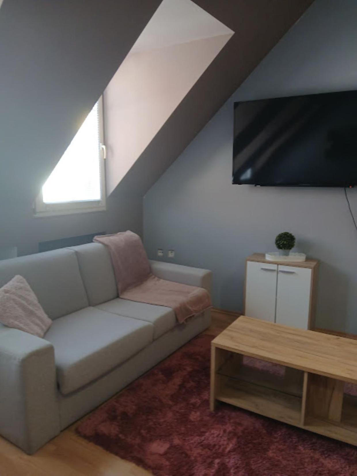 Soda Apartman Дьёр Экстерьер фото