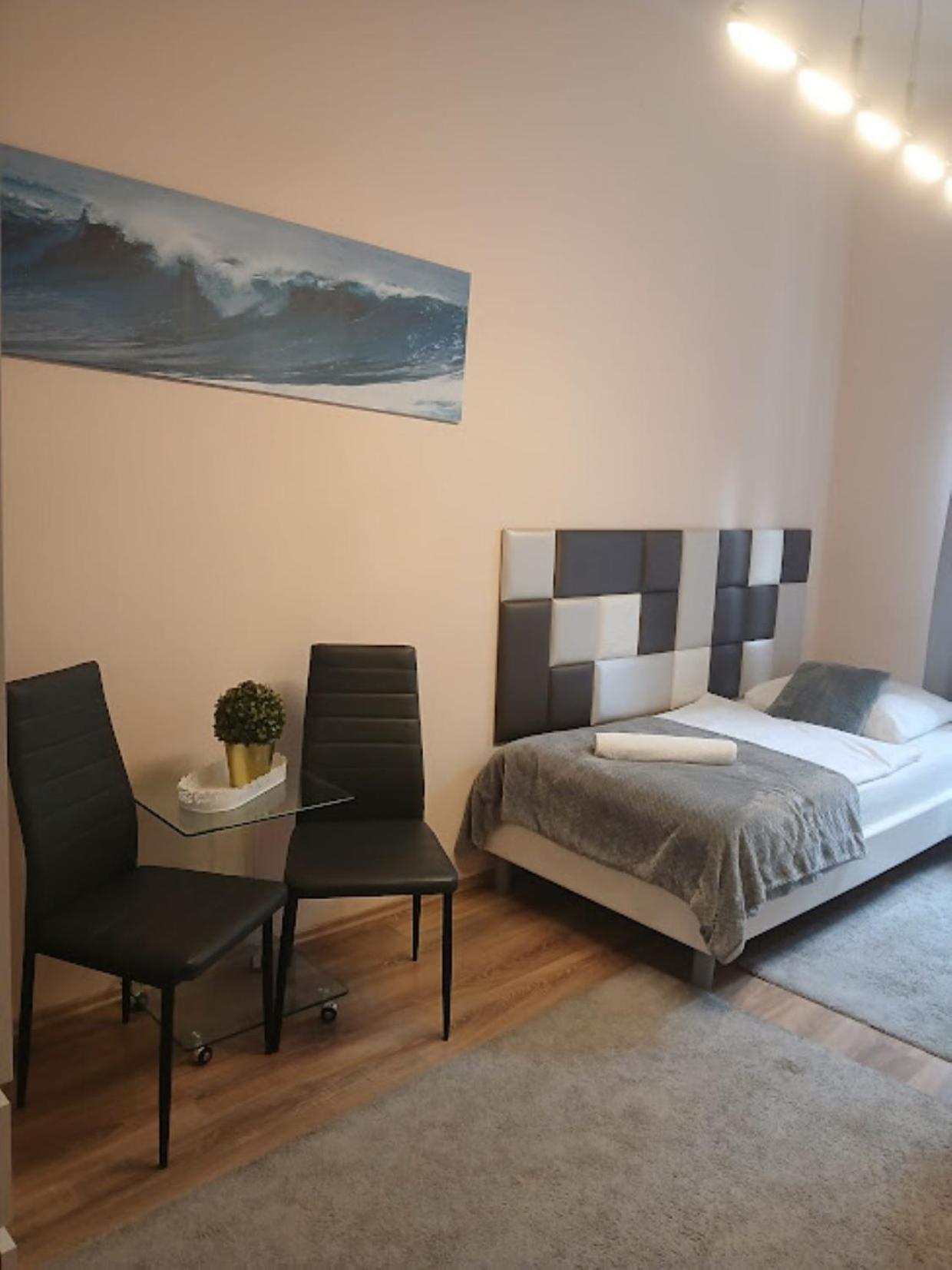 Soda Apartman Дьёр Экстерьер фото