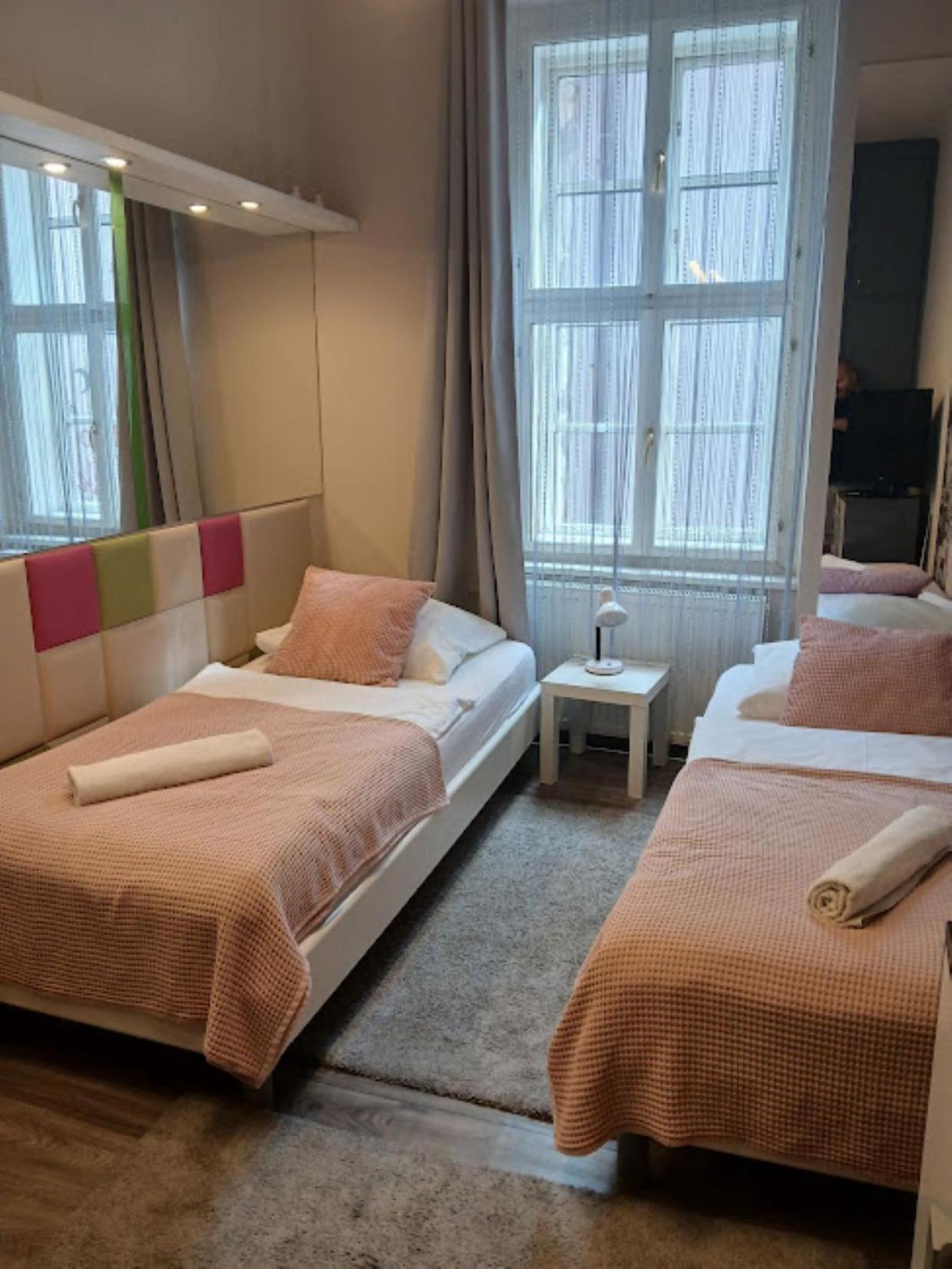 Soda Apartman Дьёр Экстерьер фото