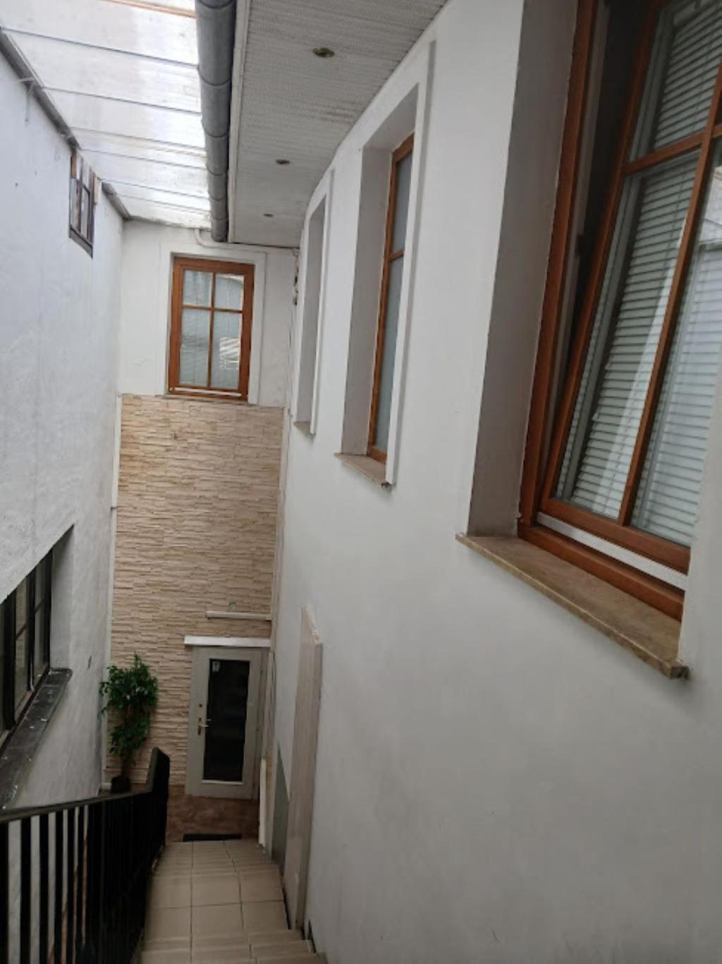Soda Apartman Дьёр Экстерьер фото